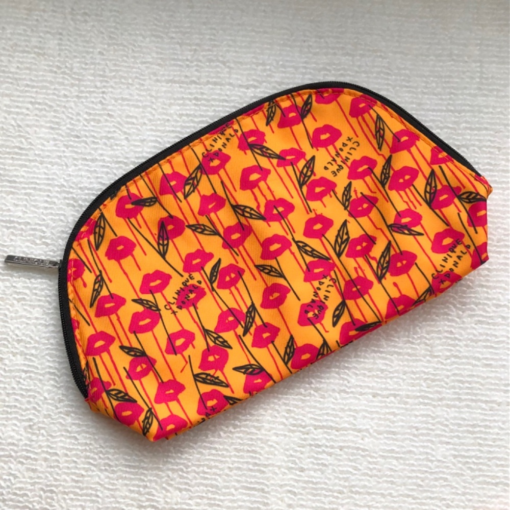 🎁Pick 5 for $25🎁 Clinique x Donald limited edition makeup bag - Picture 6 of 7